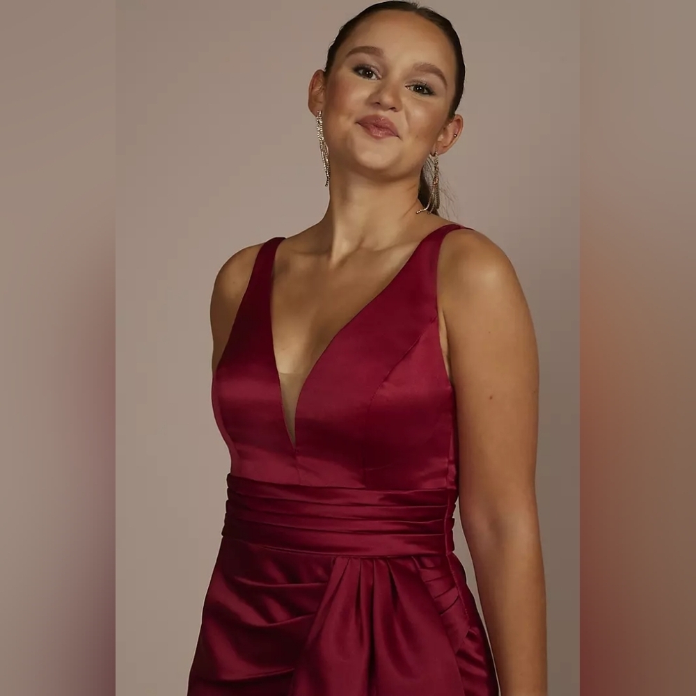 GALINA SIGNATURE | Plunging Satin Tank Sheath Dress w/ Slit in Lipstick Red sz 4 - Picture 4 of 9